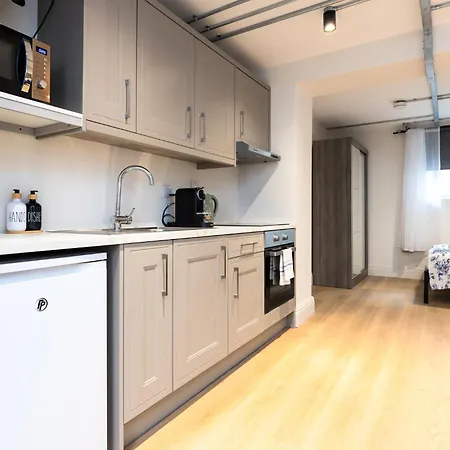 Modern - 20 Min Walk To Ha Penny Bridge Apartman